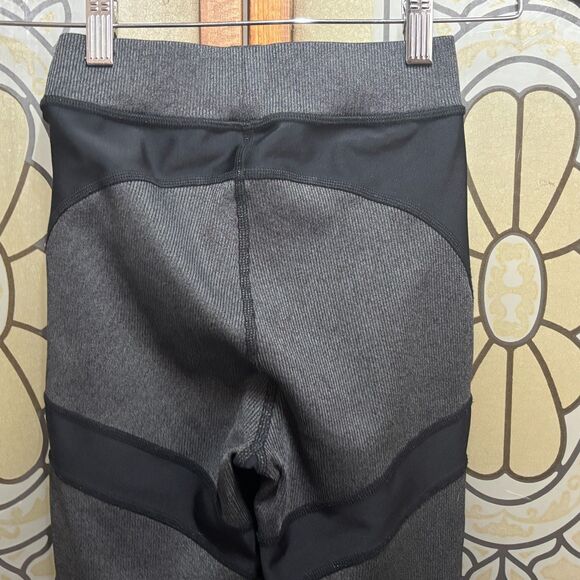Alo Yoga High Waisted Level Up Leggings Size XXS - Picture 5 of 11